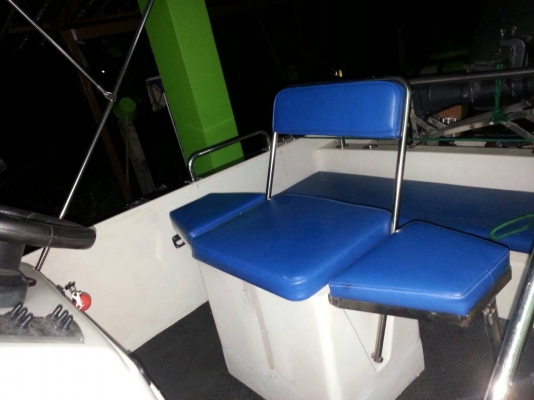 ขายเรือตกปลา พร้อมเครื่อง YAMAHA 60 ขายเรือตกปลา พร้อมเครื่อง YAMAHA 60