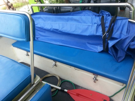 ขายเรือตกปลา พร้อมเครื่อง YAMAHA 60 ขายเรือตกปลา พร้อมเครื่อง YAMAHA 60