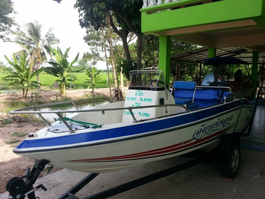 ขายเรือตกปลา พร้อมเครื่อง YAMAHA 60 ขายเรือตกปลา พร้อมเครื่อง YAMAHA 60