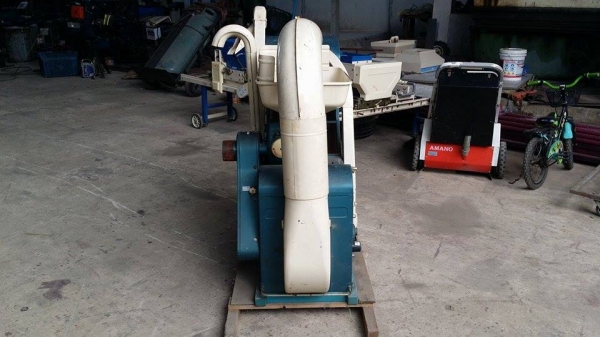 เครื่องสีข้าวกล้องเก่าญี่ปุ่น SHINOMIYA รุ่น MB-30 สภาพสวย เครื่องพร้อมใช้งาน  ไม่เคยใช้งานในไทย