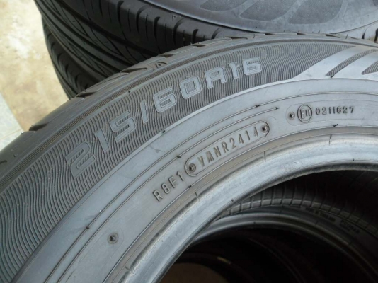 215-60-16 dunlop lm704 ปี14 215-60-16 dunlop lm704 ปี14