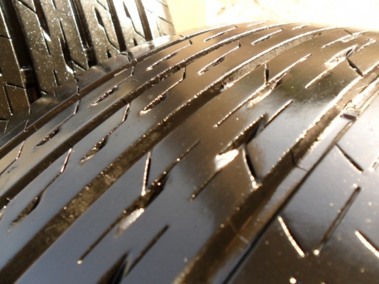 ยางขอบ15 บริดสโตน195-60-R15ลงพื้นปลายปี14(4เส้น4,200บ) ยางขอบ15 บริดสโตน195-60-R15ลงพื้นปลายปี14(4เส้น4,200บ)