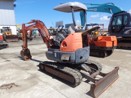 ขายรถขุด PC30 Hitachi