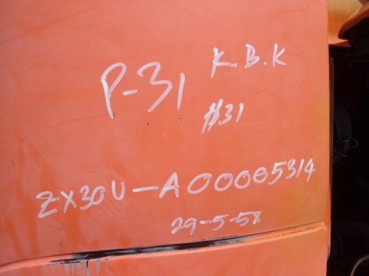 ขายรถขุด PC30 Hitachi