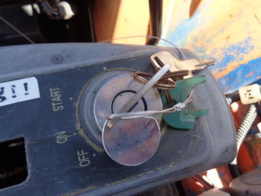 ขายรถขุด PC30 Hitachi