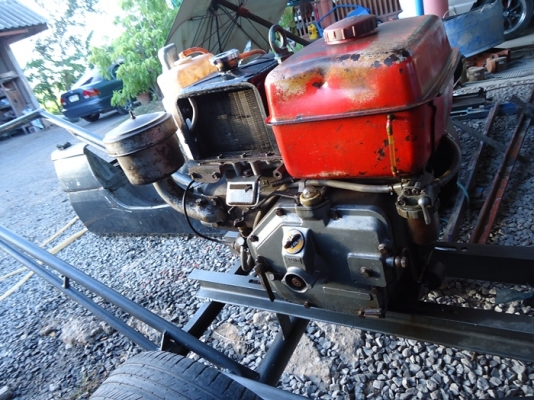 เคริ่องยนต์  ยันม่า  13 แรงม้า  สภาพ พร้อมใช้   ราคา  16500    ติดต่อ line  084 9028075 และ 089 5389447