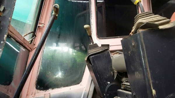 ขายรถตักแบ็คโค KOBELCO200 SK907 V2 ปั๊มแห้ง ช่วงล่างดี บูมสวย เฟรมสวย เครื่องดี ระบบคอนโทรลน้ำมัน แอร์เย็น พร้อมลงลุยงาน