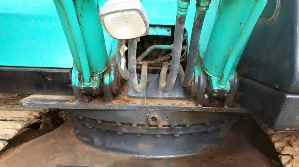 ขายรถตักแบ็คโค KOBELCO200 SK907 V2 ปั๊มแห้ง ช่วงล่างดี บูมสวย เฟรมสวย เครื่องดี ระบบคอนโทรลน้ำมัน แอร์เย็น พร้อมลงลุยงาน