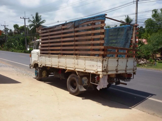 ขายรถบรรทุกหกล้อ Hino KM500 เครื่อง DQ100-110 แรง ปี 26 แชสซีสวย ยางดีทุกเส้น ทะเบียนพร้อม ขายรถบรรทุกหกล้อ Hino KM500 เครื่อง DQ100-110 แรง ปี 26 แชสซีสวย ยางดีทุกเส้น ทะเบียนพร้อม