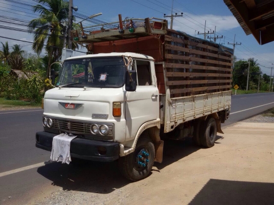 ขายรถบรรทุกหกล้อ Hino KM500 เครื่อง DQ100-110 แรง ปี 26 แชสซีสวย ยางดีทุกเส้น ทะเบียนพร้อม