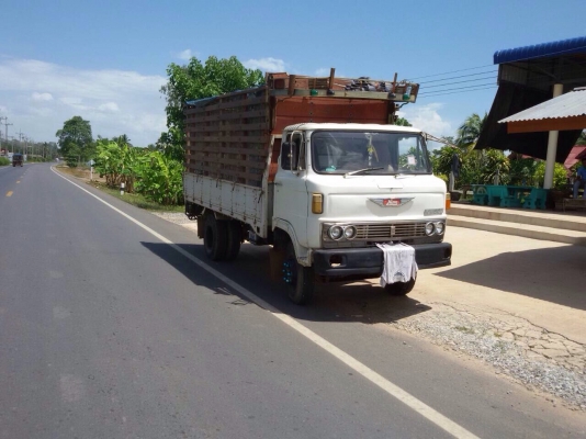 ขายรถบรรทุกหกล้อ Hino KM500 เครื่อง DQ100-110 แรง ปี 26 แชสซีสวย ยางดีทุกเส้น ทะเบียนพร้อม ขายรถบรรทุกหกล้อ Hino KM500 เครื่อง DQ100-110 แรง ปี 26 แชสซีสวย ยางดีทุกเส้น ทะเบียนพร้อม