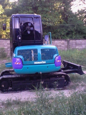 ขายแบคโฮ KOMATSU PC 40-7  เครื่องเดิม ปั้มนิ้ว   มีเก๋งติดแอร์