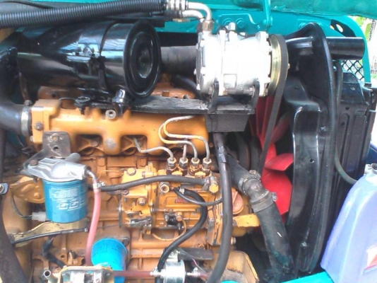 ขายแบคโฮ KOMATSU PC 40-7  เครื่องเดิม ปั้มนิ้ว   มีเก๋งติดแอร์