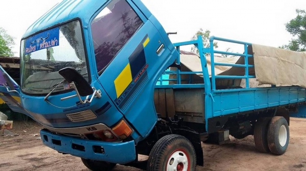 ขาย6ล้อบรรทุก อีซูซุks110 ยาว4.3เมตร แชชซีสวยเครื่องดี ฝาดำ สภาพพร้อมใช้งาน เอกสารเล่มทะเบียนพร้อมโอน