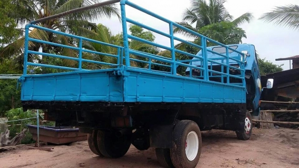 ขาย6ล้อบรรทุก อีซูซุks110 ยาว4.3เมตร แชชซีสวยเครื่องดี ฝาดำ สภาพพร้อมใช้งาน เอกสารเล่มทะเบียนพร้อมโอน