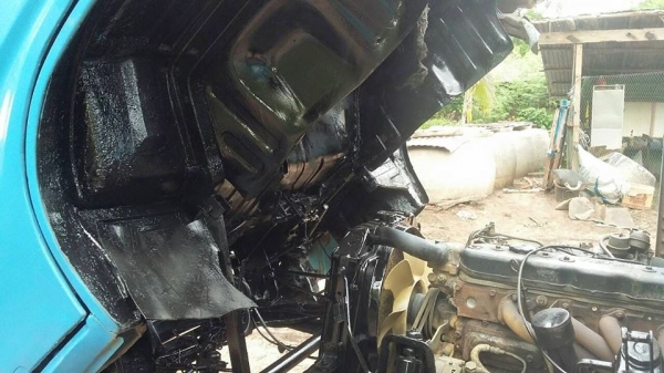 ขาย6ล้อบรรทุก อีซูซุks110 ยาว4.3เมตร แชชซีสวยเครื่องดี ฝาดำ สภาพพร้อมใช้งาน เอกสารเล่มทะเบียนพร้อมโอน