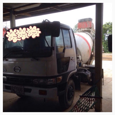 ขายรถโม่ปูนหกล้อ 2.5 คิว. พร้อมใช้งาน