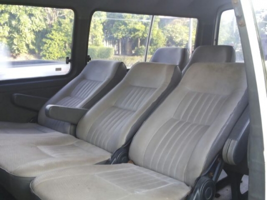 URVAN มือเดียว เครื่อดีเซล TD25 พร้อมใช้ ราคาประหยัด URVAN มือเดียว เครื่อดีเซล TD25 พร้อมใช้ ราคาประหยัด