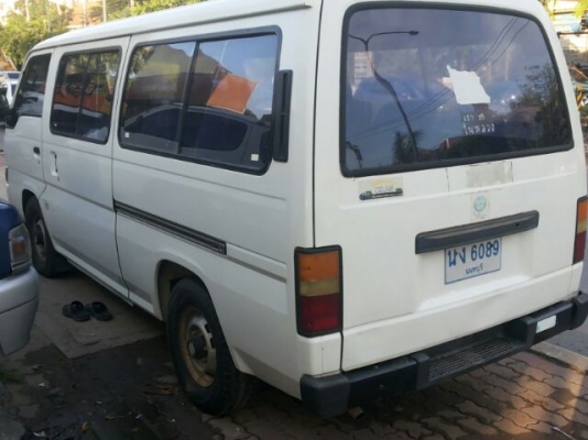 URVAN มือเดียว เครื่อดีเซล TD25 พร้อมใช้ ราคาประหยัด URVAN มือเดียว เครื่อดีเซล TD25 พร้อมใช้ ราคาประหยัด