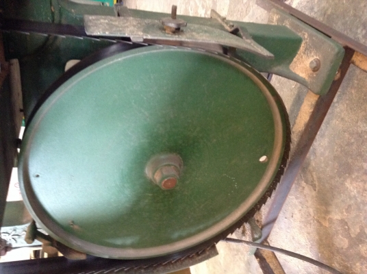 เลื่อยสายพานผ่าไม้ขนาดมูเลย์ 26" เลื่อยสายพานผ่าไม้ขนาดมูเลย์ 26"