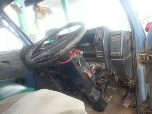 ขายรถ 6 ล้อ 110 nprสภาพดี