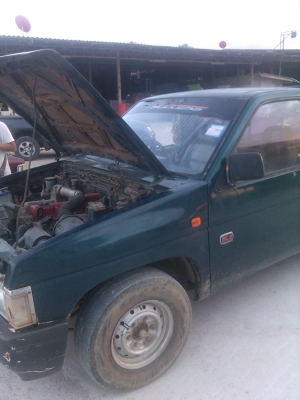 บิ๊กเอ็มฝาแดงจอโค้ง