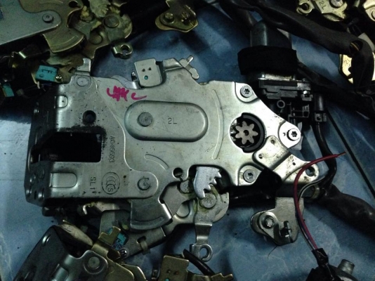 ประตูดูดรถตู้ commuter ventury ตรงรุ่น แท้ญี่ปุ่น ติดตั้งที่ร้านรับประกันตลอดชีพ