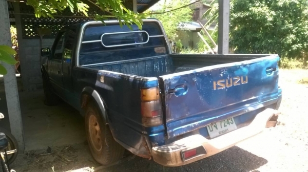ขาย ISUZU TFR 87 ปี 2533 เครื่องแน่นไม่หลวมไม่ไอ คัสซีดี คอมแอร์มี สภาพต้องเก็บสีหน่อย ทะเบียนพร้อมโอนครับ