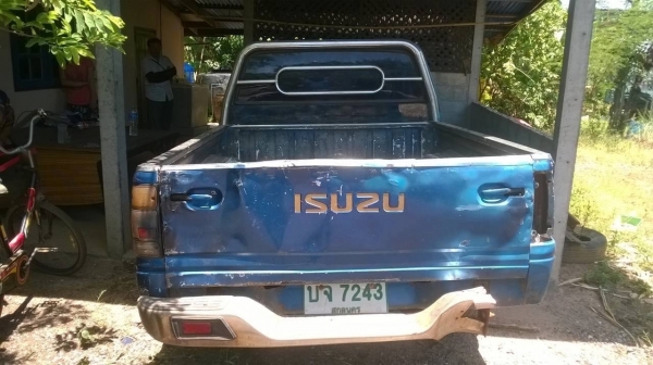 ขาย ISUZU TFR 87 ปี 2533 เครื่องแน่นไม่หลวมไม่ไอ คัสซีดี คอมแอร์มี สภาพต้องเก็บสีหน่อย ทะเบียนพร้อมโอนครับ