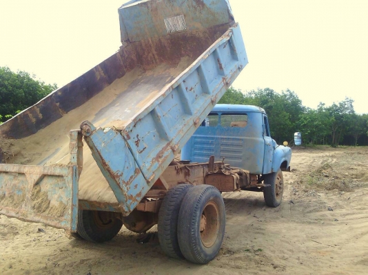 หกล้อหัวยาว อีซูซุ 145 ดั้ม สภาพพร้อมใช้งาน เล่มทะเบียนมีครบ