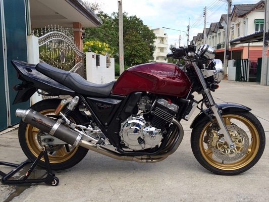 Re:  ขาย Honda cb400 ปี98 Version s สวยๆพร้อมของแต่ง