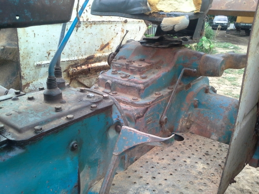 ขายรถไถฟอรด์5000 T3 มีแต่ตัว เอกสารซือขาย