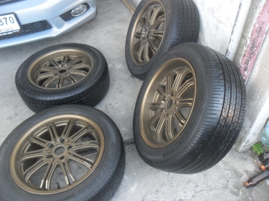ล้อแม็ก 17นิ้ว 5รู114 หน้าตื้น หลังลึก พร้อมยาง สวยๆ 4 ล้อ ราคา 8900 บาท