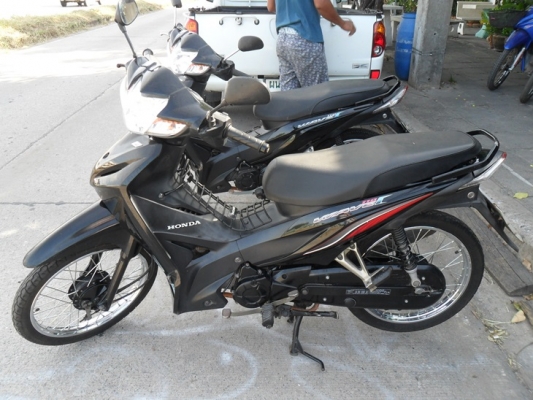 เวฟ110i ปี55 56 เครื่องเดิม สภาพดีเอกสารพร้อมโอน เวฟ110i ปี55 56 เครื่องเดิม สภาพดีเอกสารพร้อมโอน