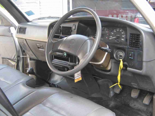 ขาย  TOYOTA  MIGHTY X มีเพเวอร์