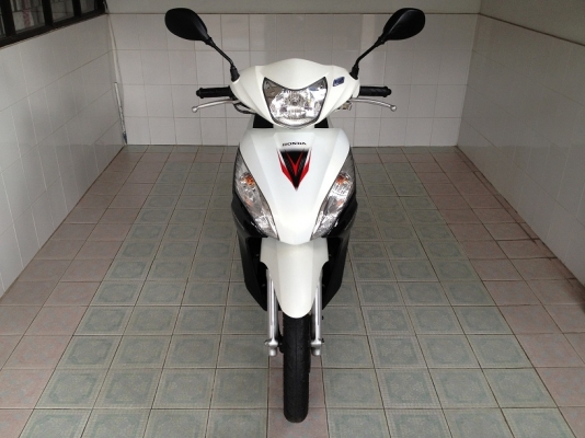 Spacy-i ใช้น้อย สภาพเดิม วิ่ง5000 ปลายปี56 (ของแถม 4 รายการ) Spacy-i ใช้น้อย สภาพเดิม วิ่ง5000 ปลายปี56 (ของแถม 4 รายการ)