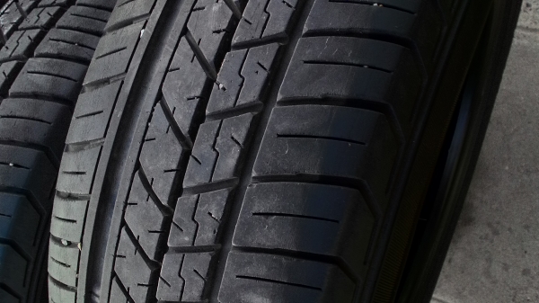 175/65R15 DUNLOP SP31 ปี2012 มี 3 เส้น tel.081-427-3941 175/65R15 DUNLOP SP31 ปี2012 มี 3 เส้น tel.081-427-3941