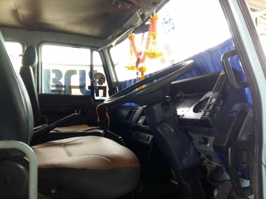ขายหัวกับแชทซี ISUZU ROCKY FVM 32MR 195 แรงม้า เพลาเดียว ห้างแท้