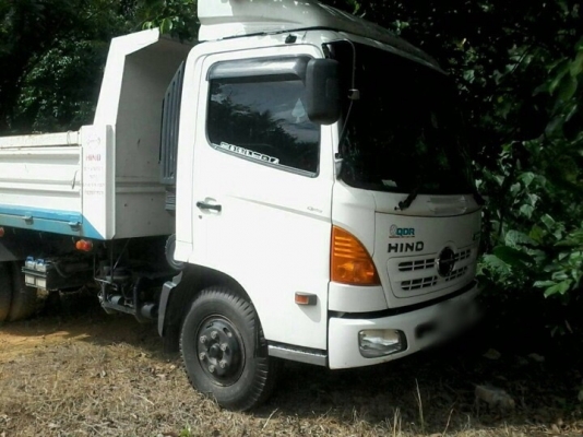 รถฮีโน่ 6 ล้อดั้ม 175 แรงม้า. ปี 55 ( รถวิ่ง 6x,xxx กม. )  สนใจติดต่อ  081 - 6079515