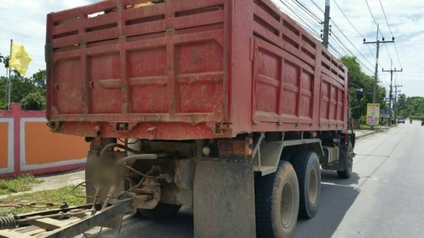 รถอีซูซุ 10 ล้อดั้ม  FXZ  240 แรงม้า. ปี 39  ( นางฟ้าแท้. )  ,  ( ขายแม่ , ลูก. )    สนใจติดต่อ  081 -6079515