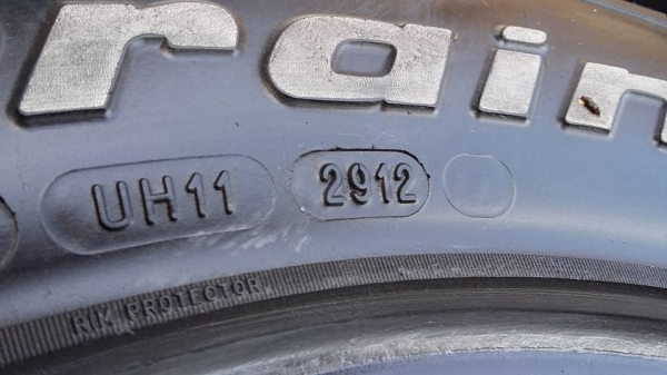 ขายยาง bf 265/65/18 จำนวน 1 ชุดครับ ลองดูเผื่อท่านใดสนใจ