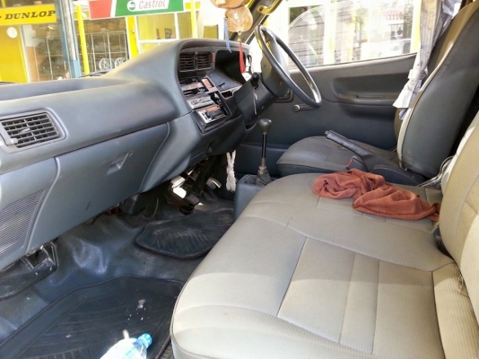 ขายรถตู้โตโยต้า ปี33 สภาพพร้อมใช้งาน เอกสารพร้อมโอน สนใจโทร 090-8588220คุณนะ 093-3258446คุณบิว ID:narong498 หรือเข้าดูสินค้าอื่นๆได้ที่ www.truck.in.th/498 หรือเพจFacebook ณรงค์ ซื้อขายรถมือสอง (เว็บไซต์ส่วนตัว) หรือFacebook ตลาดรถมือสอง คุณนะ