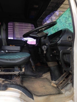 ขายรถบรรทุก 10 ล้อดัมพ์ ISUZU DECA 270 EURO1 ( ต่อรองราคาได้ )