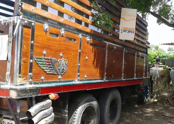 ISUZU สิบล้อหน้ายาว เพลาเดียว