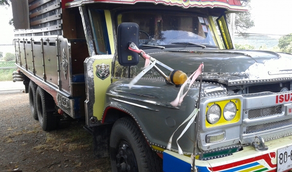 ISUZU สิบล้อหน้ายาว เพลาเดียว