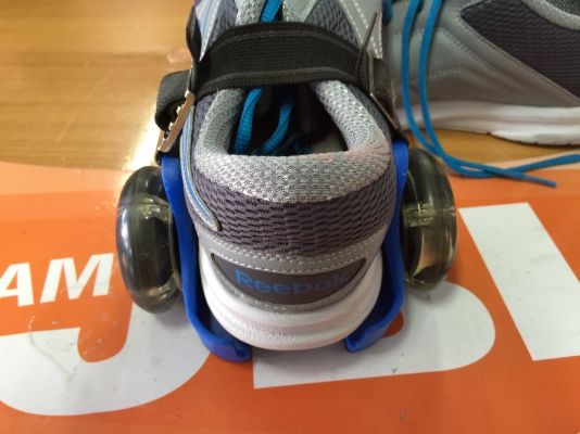 ขายรองเท้าติดล้อ แฟลชชิ่งโรลเลอร์