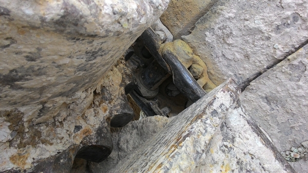 รถแบคโฮ CAT 320 V2 มีลายหัวแย๊กซ์ รถพร้อมใช้งาน ในราคาต่อรองได้