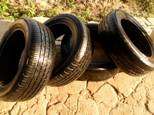 ยางขอบ17 โตโย 215-60-R17ลงพื้นปี12 (4เส้น2,600บ)ดอกหนามาก90\%