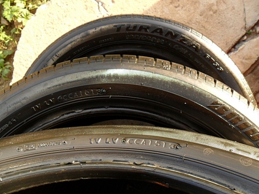 ยางซิ่งขอบ16 บริดสโตน195-50-R16ลงพื้นปลายปี13 (4เส้น3,200บ) ยางซิ่งขอบ16 บริดสโตน195-50-R16ลงพื้นปลายปี13 (4เส้น3,200บ)