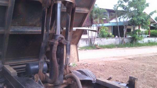 ขายดั้ม5คิว ISUZU 195แรง เครื่องดี แคชซีสวย สภาพพร้อมใช้งาน เอกสารพร้อมโอน สนใจโทร 090-8588220คุณนะ 093-3258446คุณบิว ID:narong498 หรือFacebook ตลาดรถมือสอง คุณนะ หรือเข้าดูสินค้าอื่นๆได้ที่ www.truck.in.th/498 หรือเพจFacebook ณรงค์ ซื้อขายรถมือสอง (เว็บไ